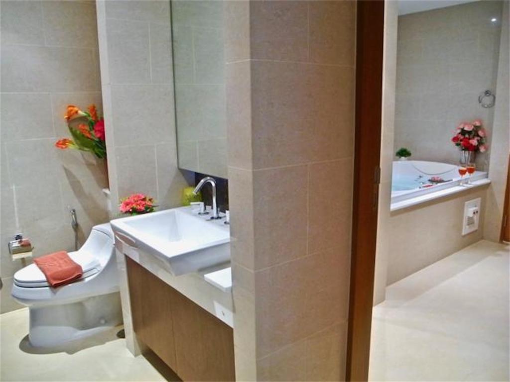 The Privilege Residence : 1 Bedroom Apartment In Patong Exterior photo