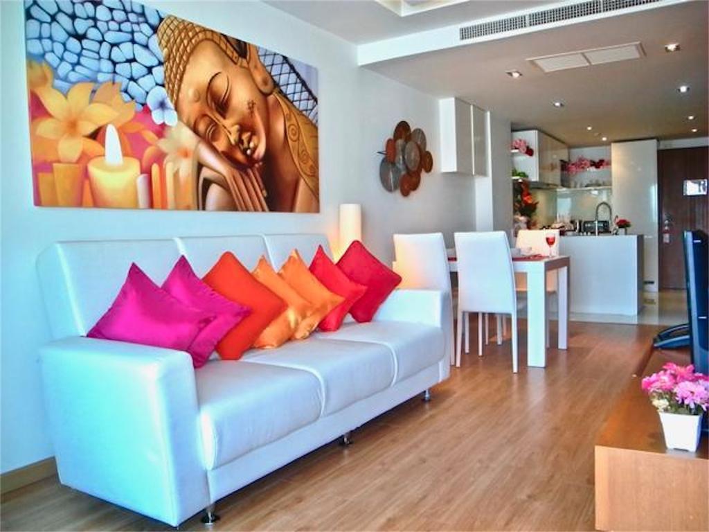 The Privilege Residence : 1 Bedroom Apartment In Patong Exterior photo